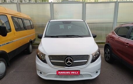 Mercedes-Benz Vito, 2016 год, 2 150 000 рублей, 3 фотография