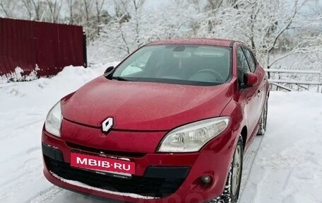 Renault Megane III, 2011 год, 820 000 рублей, 2 фотография