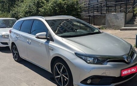 Toyota Auris II, 2017 год, 1 550 000 рублей, 1 фотография