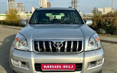 Toyota Land Cruiser Prado 120 рестайлинг, 2006 год, 2 585 000 рублей, 8 фотография