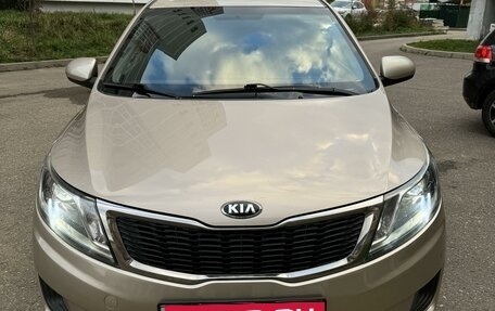 KIA Rio III рестайлинг, 2013 год, 999 000 рублей, 3 фотография