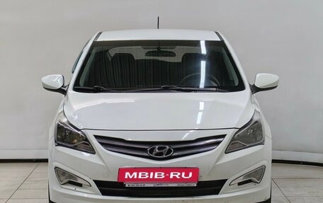 Hyundai Solaris II рестайлинг, 2015 год, 850 000 рублей, 3 фотография