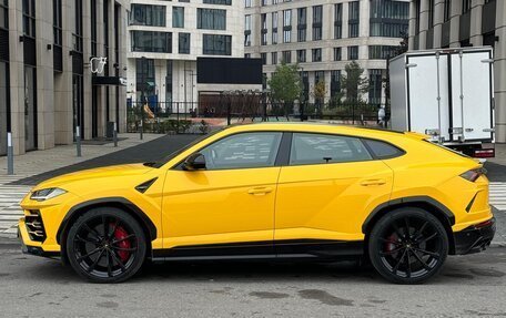 Lamborghini Urus I, 2021 год, 28 000 000 рублей, 8 фотография