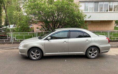 Toyota Avensis III рестайлинг, 2003 год, 775 000 рублей, 3 фотография