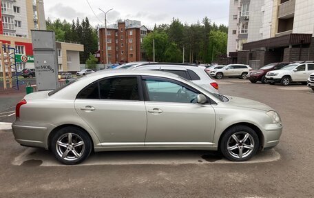 Toyota Avensis III рестайлинг, 2003 год, 775 000 рублей, 19 фотография