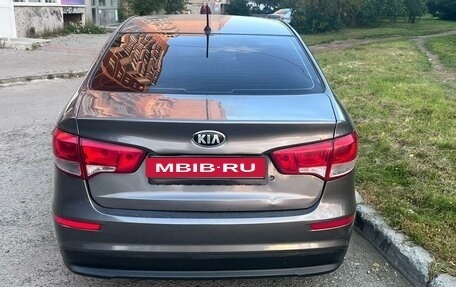 KIA Rio III рестайлинг, 2016 год, 650 000 рублей, 2 фотография