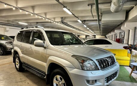 Toyota Land Cruiser Prado 120 рестайлинг, 2008 год, 2 249 000 рублей, 2 фотография