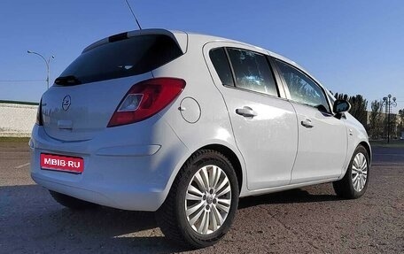 Opel Corsa D, 2012 год, 800 000 рублей, 1 фотография