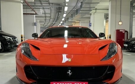 Ferrari 812, 2019 год, 38 500 000 рублей, 13 фотография