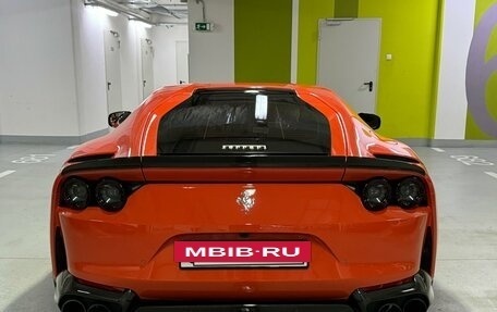 Ferrari 812, 2019 год, 38 500 000 рублей, 8 фотография