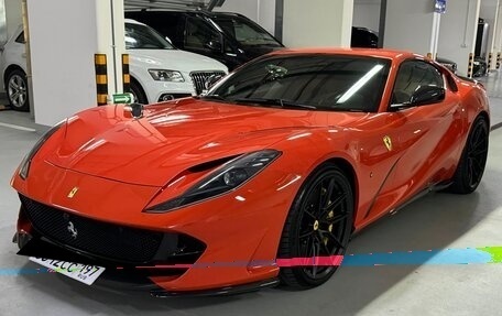 Ferrari 812, 2019 год, 38 500 000 рублей, 12 фотография