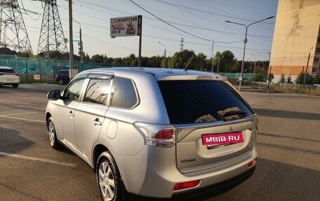 Mitsubishi Outlander III рестайлинг 3, 2012 год, 1 720 000 рублей, 11 фотография