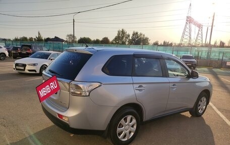 Mitsubishi Outlander III рестайлинг 3, 2012 год, 1 720 000 рублей, 12 фотография