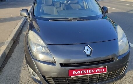 Renault Scenic III, 2011 год, 800 000 рублей, 12 фотография