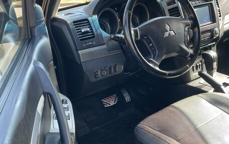 Mitsubishi Pajero IV, 2013 год, 2 890 000 рублей, 13 фотография