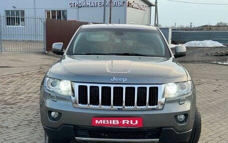 Jeep Grand Cherokee, 2011 год, 1 750 000 рублей, 2 фотография