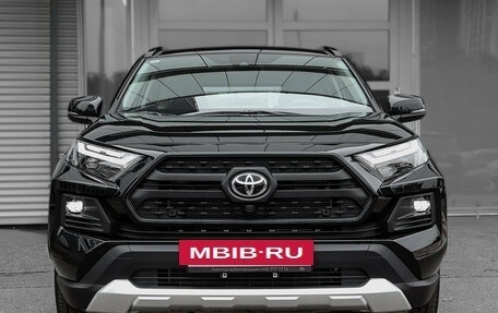 Toyota RAV4, 2024 год, 5 090 000 рублей, 11 фотография