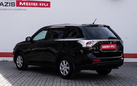 Mitsubishi Outlander III рестайлинг 3, 2012 год, 1 649 000 рублей, 7 фотография