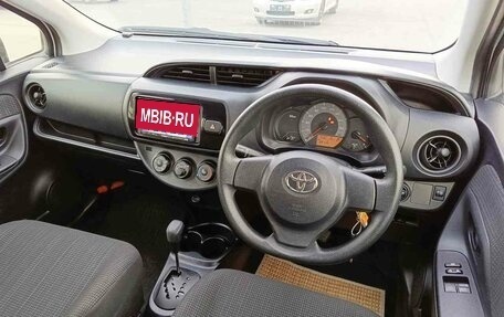 Toyota Vitz, 2019 год, 1 249 000 рублей, 16 фотография