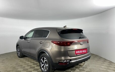 KIA Sportage IV рестайлинг, 2018 год, 1 979 000 рублей, 7 фотография