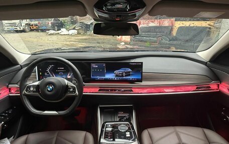 BMW 7 серия, 2022 год, 12 990 000 рублей, 11 фотография