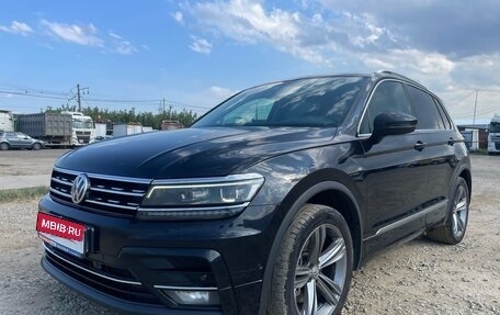 Volkswagen Tiguan II, 2018 год, 2 900 000 рублей, 1 фотография