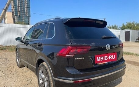 Volkswagen Tiguan II, 2018 год, 2 900 000 рублей, 4 фотография