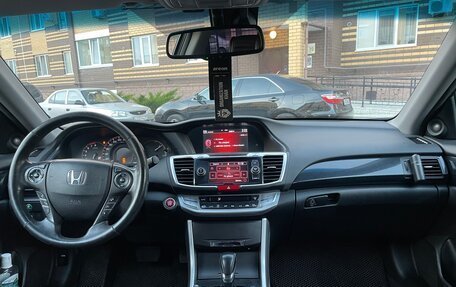 Honda Accord IX рестайлинг, 2013 год, 1 800 000 рублей, 8 фотография