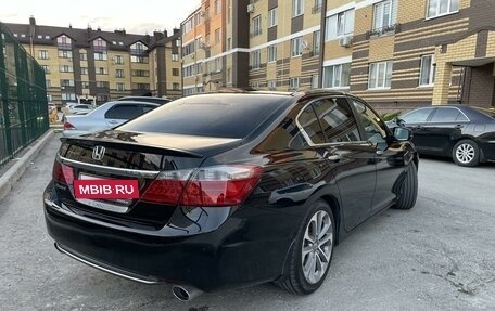 Honda Accord IX рестайлинг, 2013 год, 1 800 000 рублей, 4 фотография