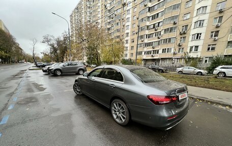 Mercedes-Benz E-Класс, 2022 год, 8 000 000 рублей, 4 фотография