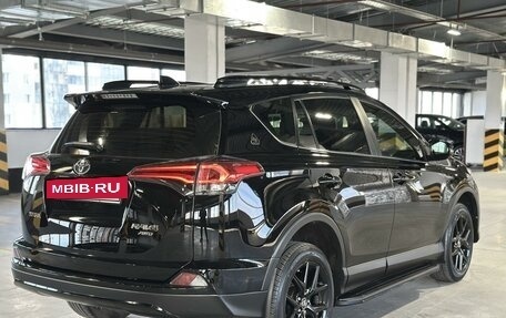 Toyota RAV4, 2018 год, 3 100 000 рублей, 5 фотография