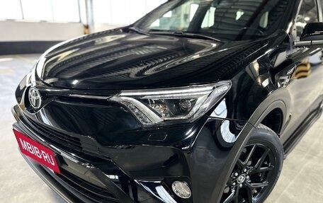 Toyota RAV4, 2018 год, 3 100 000 рублей, 8 фотография