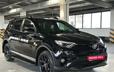 Toyota RAV4, 2018 год, 3 100 000 рублей, 3 фотография