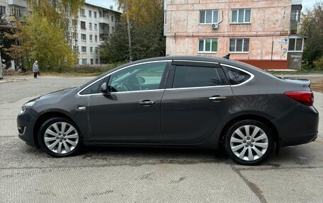 Opel Astra J, 2013 год, 880 000 рублей, 8 фотография