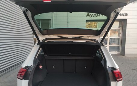 Volkswagen Tiguan II, 2018 год, 3 115 000 рублей, 11 фотография