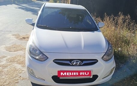 Hyundai Solaris II рестайлинг, 2012 год, 760 000 рублей, 12 фотография