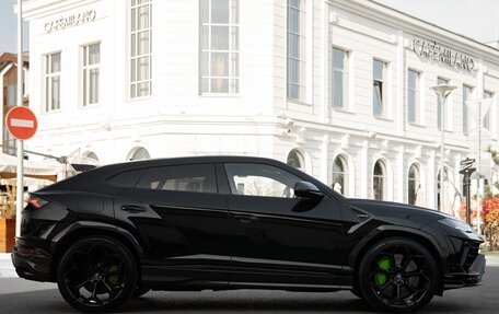 Lamborghini Urus I, 2024 год, 41 900 000 рублей, 4 фотография