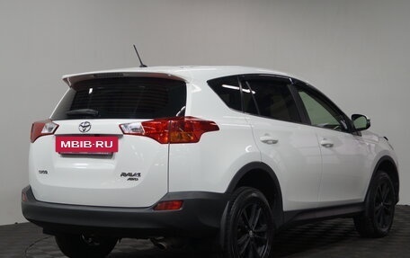 Toyota RAV4, 2015 год, 1 880 000 рублей, 4 фотография