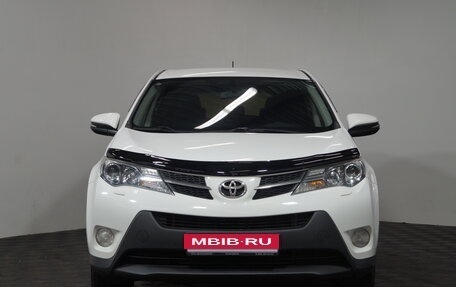 Toyota RAV4, 2015 год, 1 880 000 рублей, 2 фотография