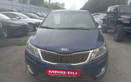 KIA Rio III рестайлинг, 2015 год, 730 000 рублей, 2 фотография