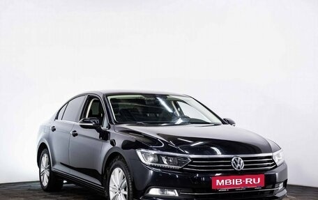 Volkswagen Passat B8 рестайлинг, 2015 год, 1 780 000 рублей, 3 фотография