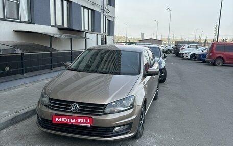 Volkswagen Polo VI (EU Market), 2016 год, 980 000 рублей, 2 фотография