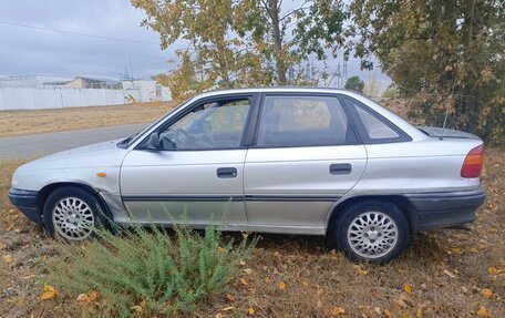 Opel Astra F, 1992 год, 160 000 рублей, 6 фотография