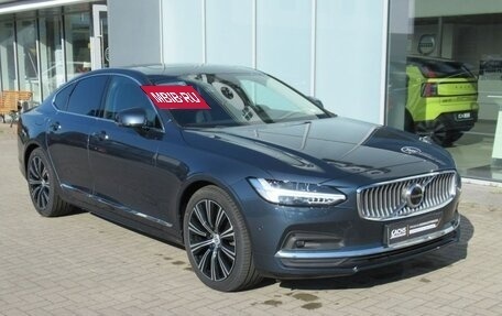 Volvo S90 II рестайлинг, 2022 год, 5 350 000 рублей, 2 фотография