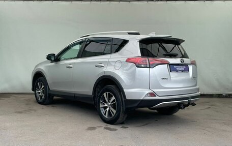 Toyota RAV4, 2019 год, 2 495 000 рублей, 6 фотография