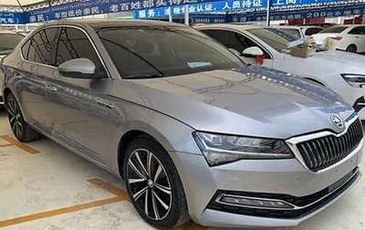 Skoda Superb III рестайлинг, 2021 год, 2 477 000 рублей, 1 фотография