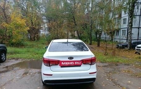 KIA Rio III рестайлинг, 2016 год, 769 000 рублей, 10 фотография