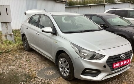 Hyundai Solaris II рестайлинг, 2017 год, 585 000 рублей, 3 фотография