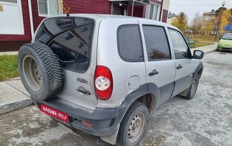 Chevrolet Niva I рестайлинг, 2012 год, 420 000 рублей, 5 фотография