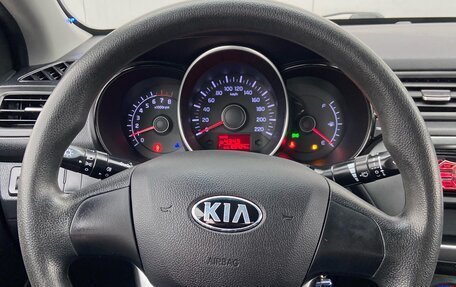 KIA Rio III рестайлинг, 2013 год, 900 000 рублей, 18 фотография